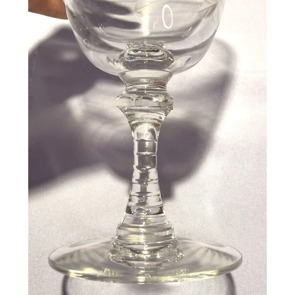 Set of 7 Crystal Rose Etched Iced Tea Glasses Cut Glass Stem Bubbles Vintage - Picture 4 of 10